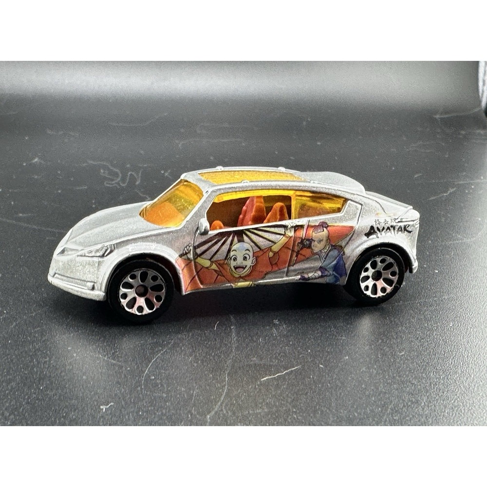 Matchbox Silver Avatar 2001 Pontiac Piranha 1:59 Nickelodeon Special Edition Car